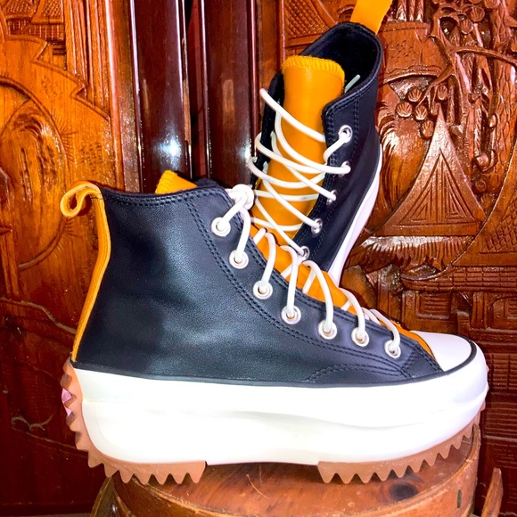 Converse Hightop Leather Star Runners - Picture 5 of 10